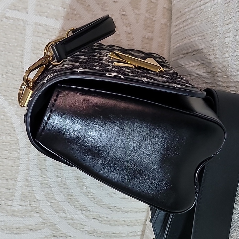 Louis Vuitton Twist 1854 Limited Edition Black and White Shoulder Bag - Picture 4 of 15